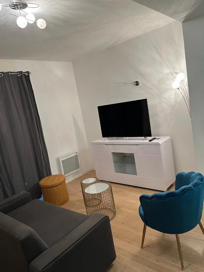 סן-קלוד Appartement Proche De Paris מראה חיצוני תמונה